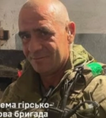 Повернувся із заробітків, аби піти на фронт: історія військового з Рахова