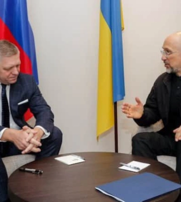 Шмигаль розповів Фіцо, що Україна готова до транзиту неросійського газу