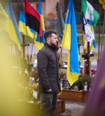 Зеленський на Марсовому полі у Львові вшанував пам’ять полеглих воїнів