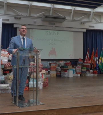 Спілка угорських багатодітних сімей Закарпаття провела в Берегові різдвяне свято