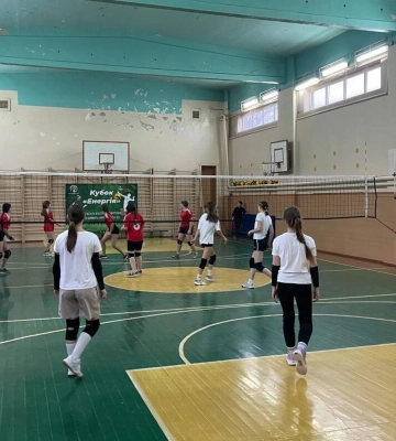 “Черкасиенергозбут” влаштувало перший юніорський турнір з волейболу (ФОТО)