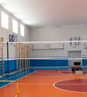 Стало зле на уроці фізкультури: на Одещині у школі помер 15-річний хлопець
