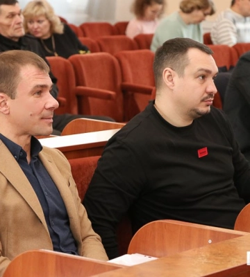 Сесія Кропивницької міської ради в обличчях (ФОТОРЕПОРТАЖ)