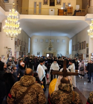 Полтавська громада попрощалась із полеглим командиром Ярославом Акіменком