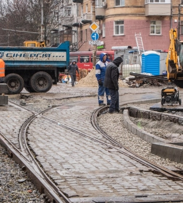 Є зміни у русі: як у Дніпрі курсує громадський транспорт 17 грудня