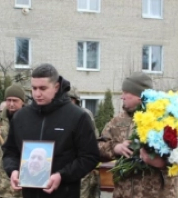 Отримав поранення поблизу Курахового: у Рожищі в останню дорогу провели Миколу Дудка. ФОТО, ВІДЕО