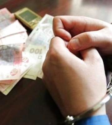 У Києві судитимуть молодика, який викрав стипендію у підлітка-сироти