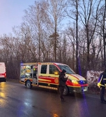 Бус злетів у кювет і врізався в дерево: подробиці смертельної ДТП у Луцькому районі 