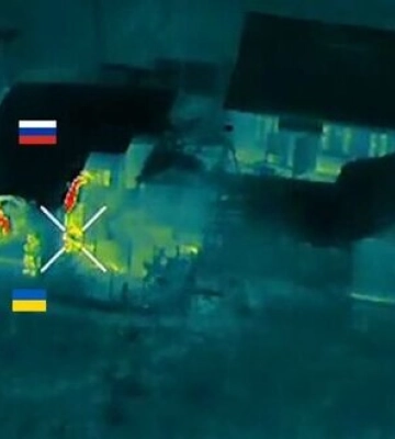 Бойцы 425-го ОШБ в потемках зачищают село от оккупантов на покровском направлении. ВИДЕО