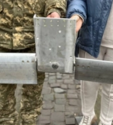 Закарпатський музей отримав артефакт від українських захисників