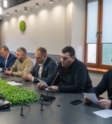 В Ужгороді з Держбюджету виділять кошти для житла тимчасово переміщеного (евакуйованого) дитячого будинку сімейного типу