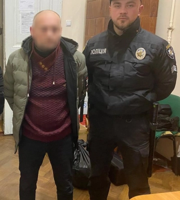 На Львівщині чоловік вдарив ножем співмешканку та ії неповнолітнього сина, - поліція