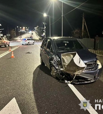 На Тернопільщині невдалий маневр повороту призвів до ДТП, в якій постраждали люди