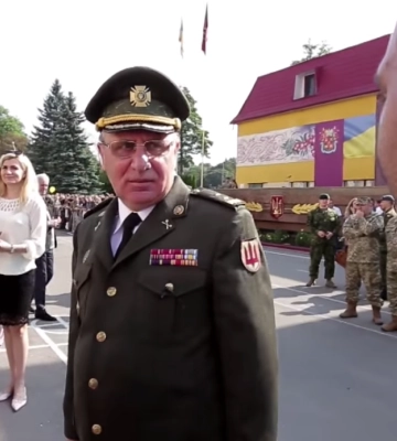 Звільнено скандального начальника Національної академії сухопутних військ Ткачука