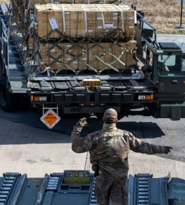 США виділили Україні 988 млн доларів допомоги, у пакет увійдуть ракети для HIMARS та дрони