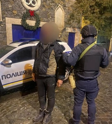 В Ужгороді тривожна кнопка від поліції охорони  вберегла від крадіжки