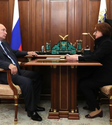 Подконтрольный Путину центробанк разозлил российскую элиту, - Bloomberg