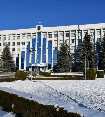 У Рівному спецслужби обстежують будівлі міськради, ОДА й облради