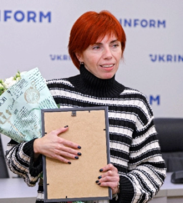 Після поранення і реабілітації власкору Укрінформу Ользі Звонарьовій вручили орден «За заслуги»