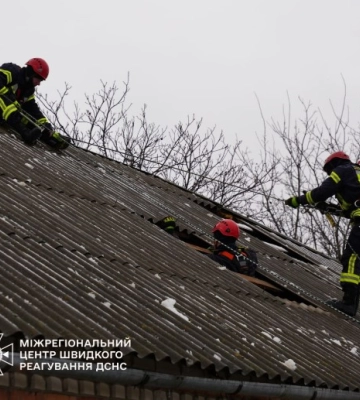 У Ромнах пошкоджено 11 будинків після ракетного удару
