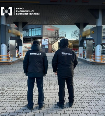 Понад 100 тонн неякісного пального вилучили на 11 АЗС (ФОТО, ВІДЕО)