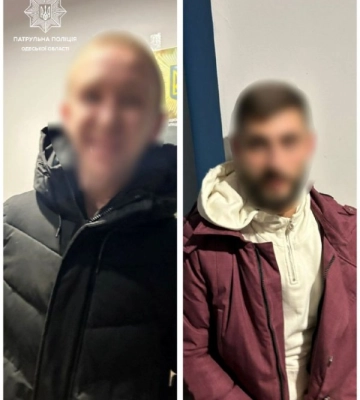 Пограбував у центрі Одеси перехожу: поліцейські встановили зловмисника та повідомили йому про підозру