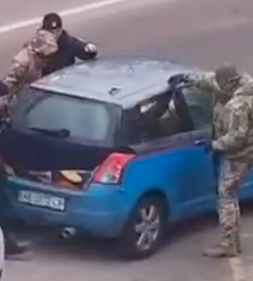 Скандал с ТЦК в Вышгороде: полицейских отстранили