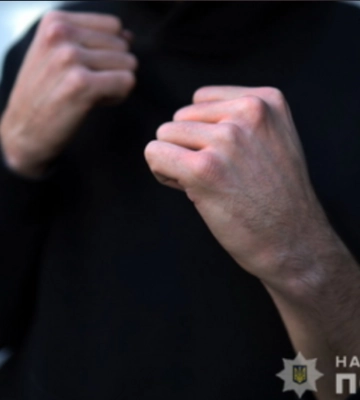 В Киеве 23-летний парень жестоко избил товарища, с которым снимал вместе квартиру