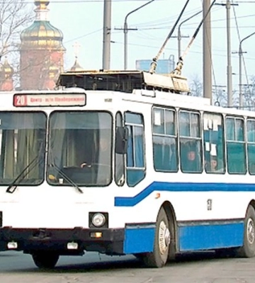 Як у Дніпрі курсує громадський транспорт 20 грудня