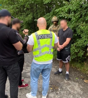 На Хмельниччині організаторів псевдореабілітаційного центру судитимуть за незаконне утримання людей. ФОТО