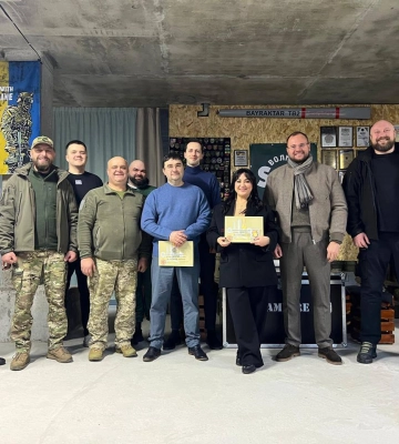 У Луцьку волонтерка та лікар отримали відзнаки Міністерства оборони України