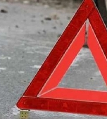 Йшла на «червоний»: у Луцьку бус збив п&#039;яну жінку