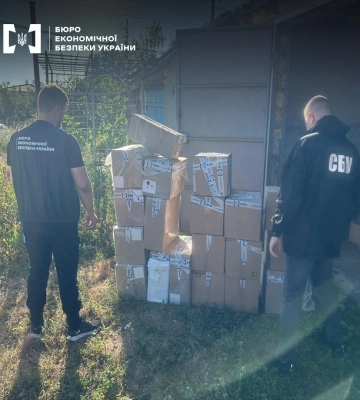 Штраф та конфіскація: на Одещині суд покарав жінку за торгівлю контрафактом