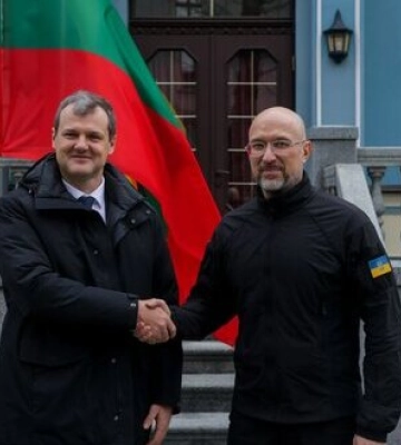 Делегація міністрів на чолі з прем’єром Литви Палуцкасом прибула до Києва. ФОТО