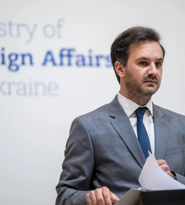 Шість посольств у Києві постраждали від удару рф: МЗС повідомило про наслідки