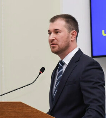 Ломако офіційно склав повноваження в.о. мера, але працюватиме як депутат