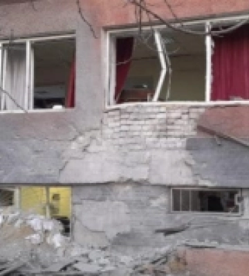 Росіяни обстріляли херсонську бібліотеку імені Лесі Українки
