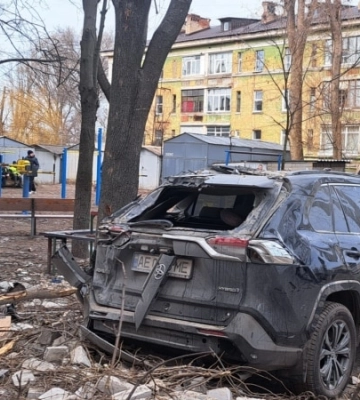 Вночі було гучно у Кам’янському районі: через атаку рф постраждала жінка 