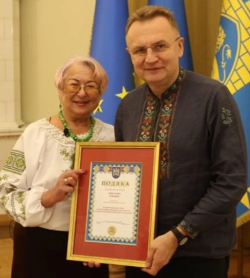 Садовий преміював львів’янку, яка єдина написала радіодиктант без помилок