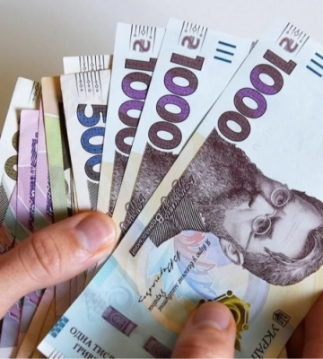 Цього місяця понад 8 млн грн спрямують на матеріальну допомогу понад 700 мешканцям Полтавщини