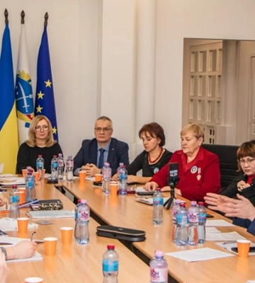 У мерії Дніпра провели круглий стіл «Пам’ять, ідентичність та соціальна справедливість»: про що говорили
