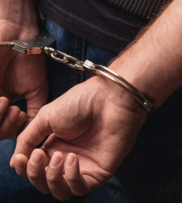 На Хмельниччині чоловік у день звільнення з в&#039;язниці зґвалтував 17-річну студентку