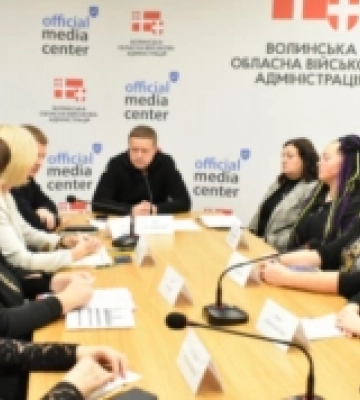 Члени волинської ради ВПО обговорили побутові питання переселенців з керівництвом області