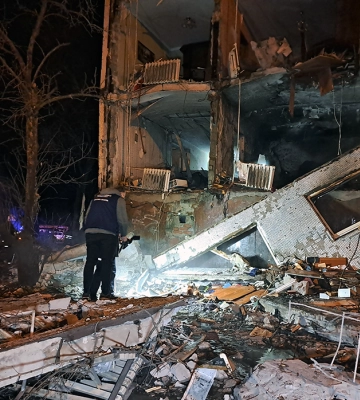 У Харкові &quot;шахед&quot; влучив у багатоповерхівку: серед постраждалих є дитина