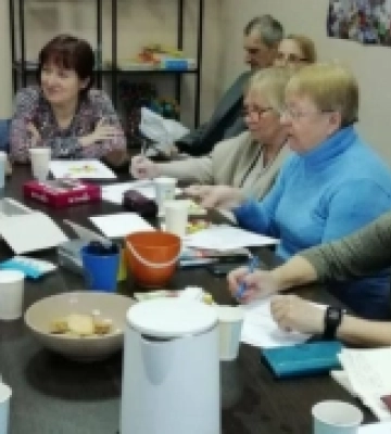 В Івано-Франківську працює розмовний клуб для переселенців з Херсонщини