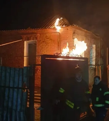 Обстріли Харкова й області: постраждали восьмеро людей, сталися пожежі — фото наслідків ворожих ударів