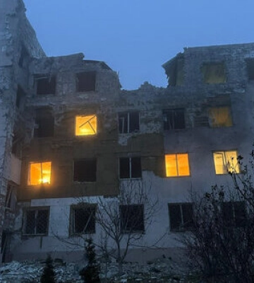 Ворог ударив КАБами по онкоцентру в Херсоні: є значні руйнування. ФОТОрепортаж