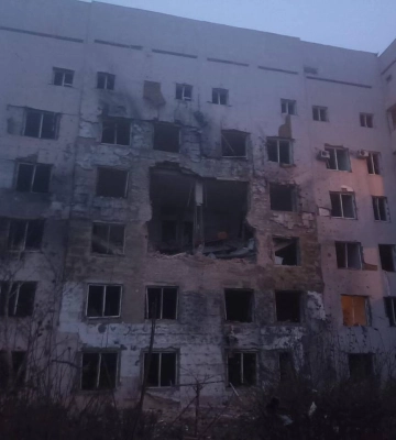 росіяни обстріляли онкологічну лікарню у Херсоні: Лубінець відреагував