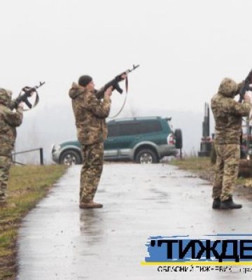Тростянчани провели у останню дорогу Героя-захисника Олександра Мандрику