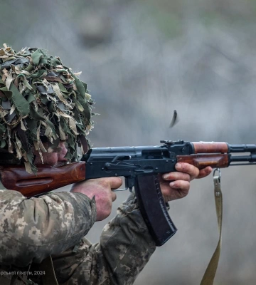 Росіяни щодня намагаються форсувати Дніпро на півдні - Сили оборони